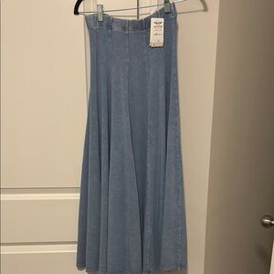 Elegant Blue Maxi Skirt